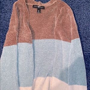 only worn once! it is light brown,teal,and white. very comfortable and soft